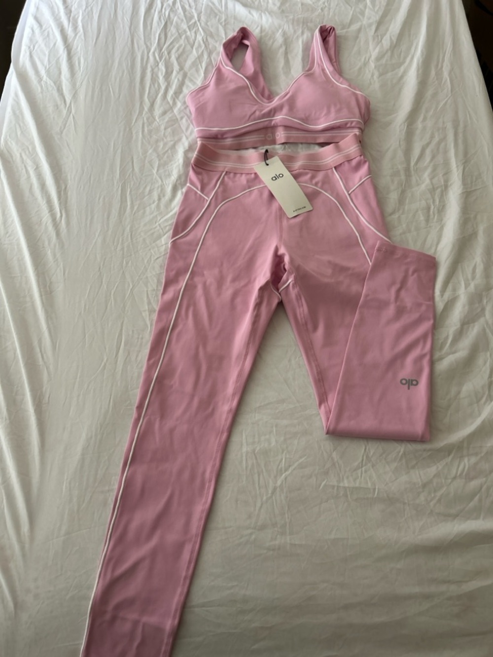 ALO Yoga Pink Legging with White Contrast Seams